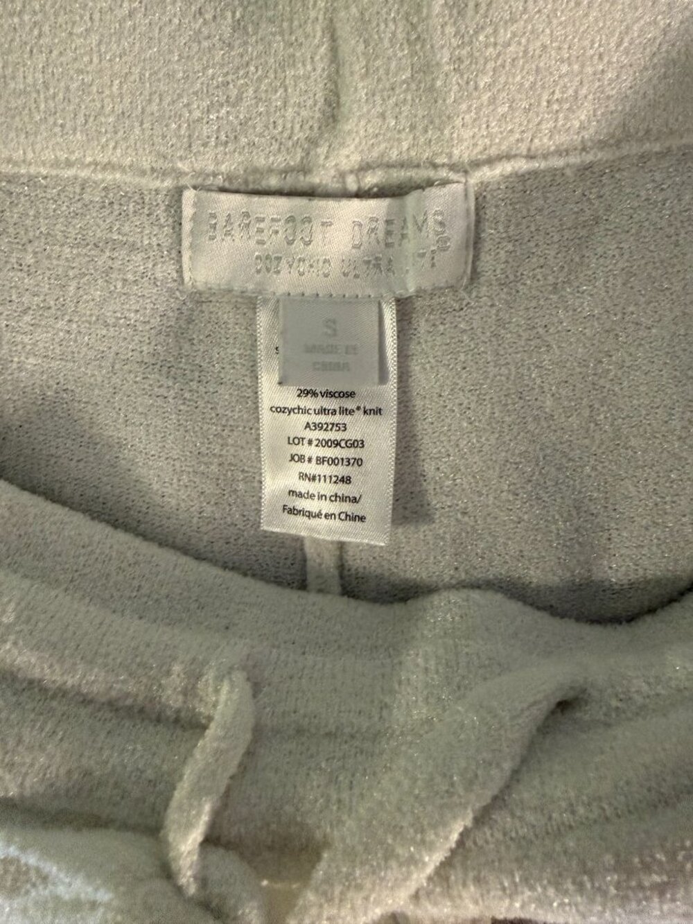 EUC - Barefoot Dreams Cozy Chic Ultra Lite Lounge Shorts - Small - Picture 3 of 3